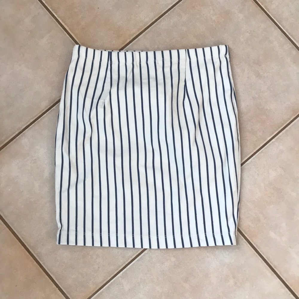 striped skirt